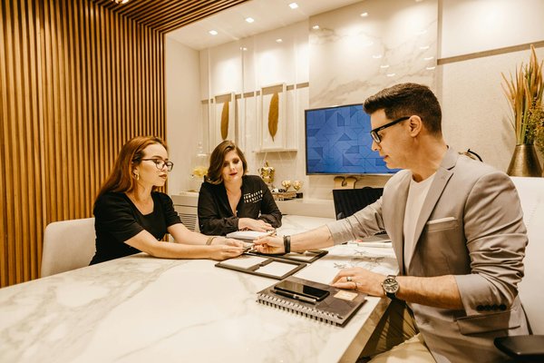 Découvrir les Bénéfices d'un Service de Courrier Personnalisé pour les Grandes Entreprises